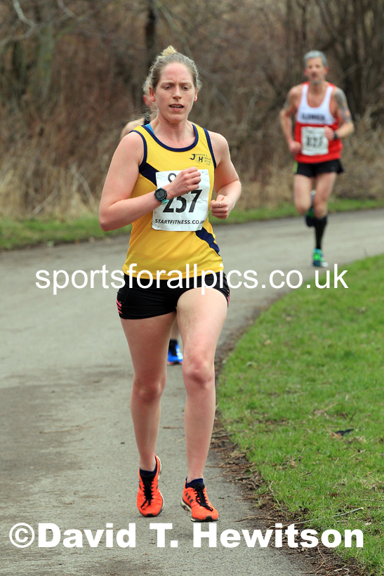 Senior women and veteran women and men over-50s NECAA Road Relay Champs., Hetton Lyons Park, Hetton le Hole, County Durham. Photo: David T. Hewitson/Sports for All Pics